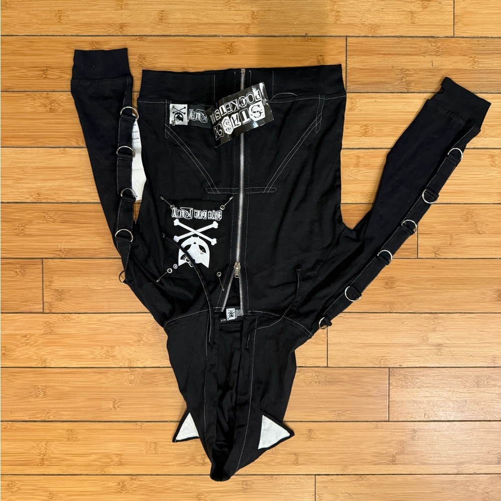 NWT Bye Bye Kitty Youth S Black Pierced Cat Vintage Hoodie skull D ring - Picture 6 of 8